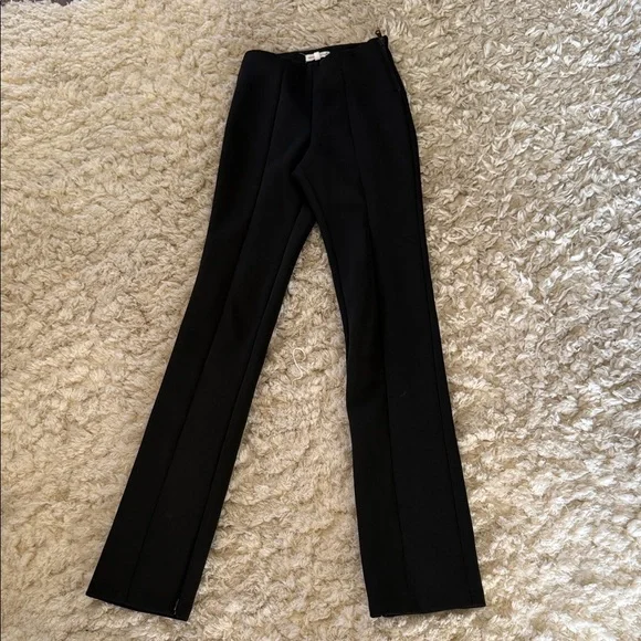 Good American Good Waist Flare Scuba Pants
NWOT size 0 - Picture 1 of 12